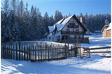 Rumunija Privát Mănăstirea Humorului, Eksterijer